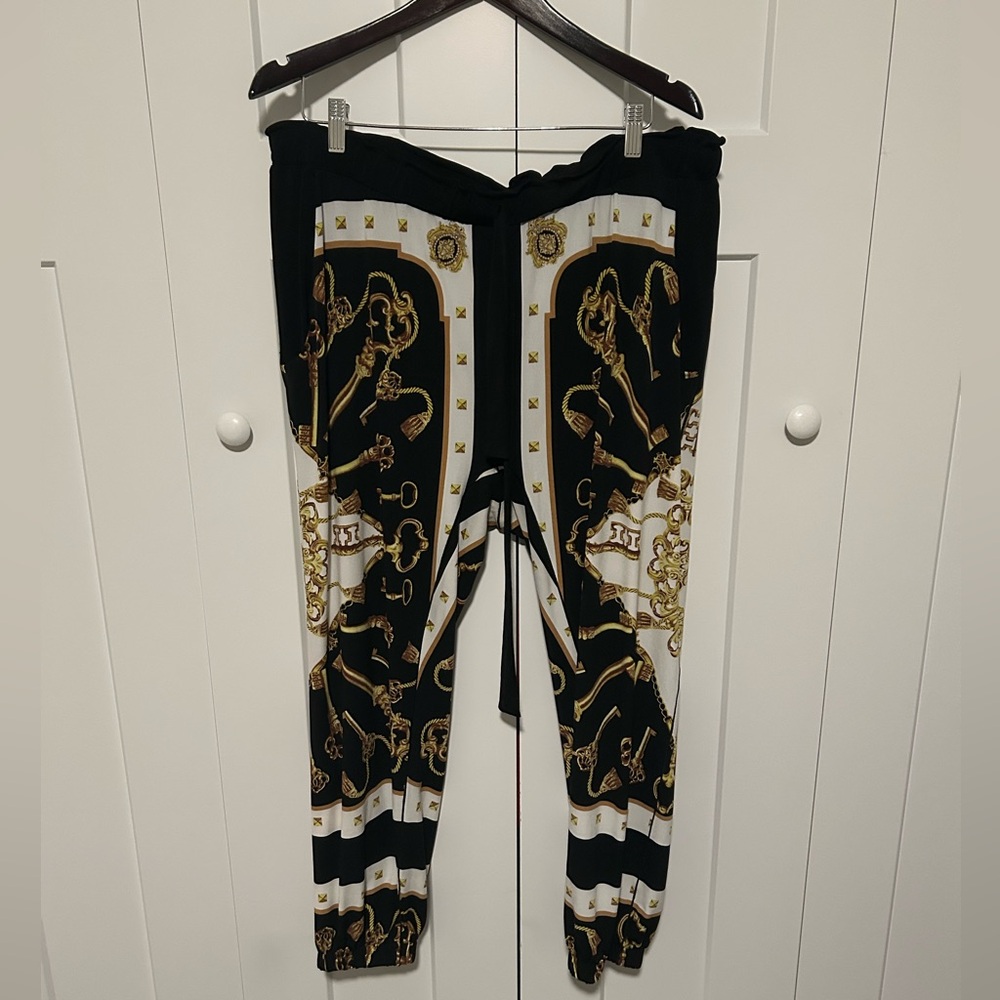 Eva Varro Black and Gold XL Joggers